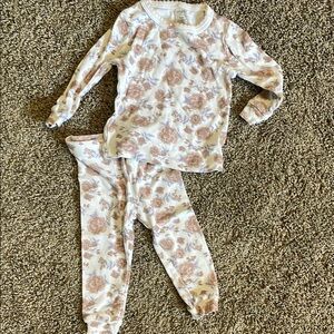 ✨3 for $15✨ Matching PJ Set 12 Months